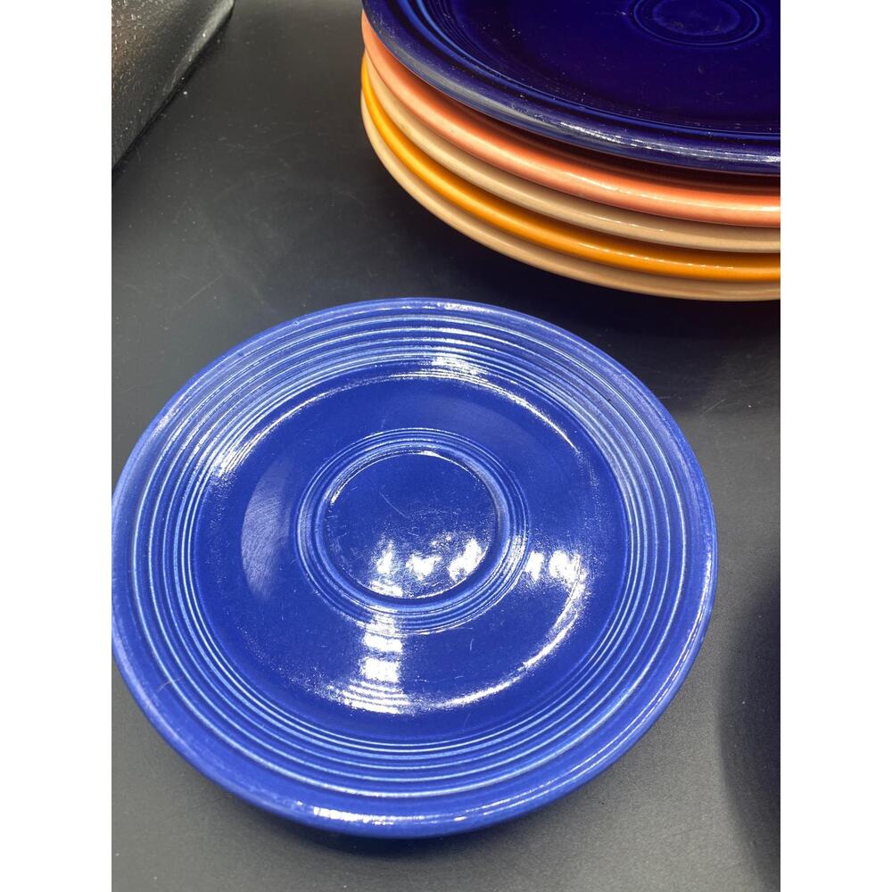 Lof of 9 Vtg Home Laughlin Fiestaware 5 dinner plates & 4 plates multicolor - Picture 6 of 16